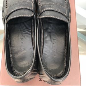 Authentic  Louis Vuitton,  leather   Shoe